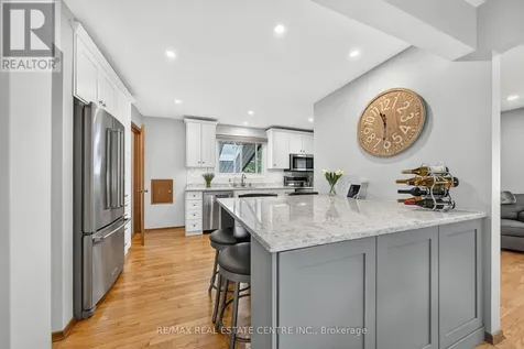 107 Laurentian Drive Kitchener ON N2E 1C3