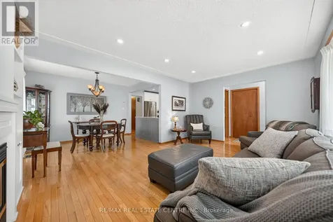 107 Laurentian Drive Kitchener ON N2E 1C3