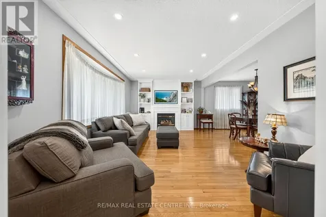107 Laurentian Drive Kitchener ON N2E 1C3