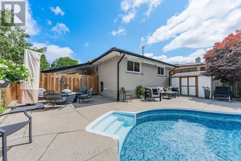 107 Laurentian Drive Kitchener ON N2E 1C3