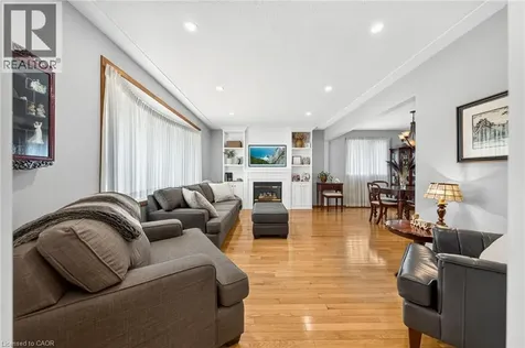 107 Laurentian Drive Kitchener ON N2E 1C3