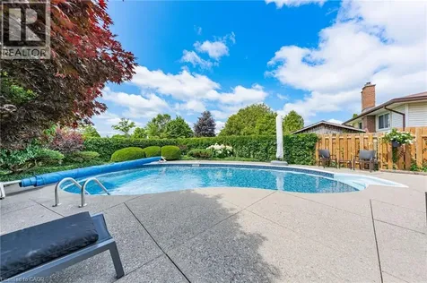 107 Laurentian Drive Kitchener ON N2E 1C3