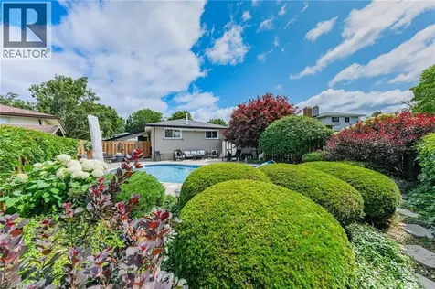 107 Laurentian Drive Kitchener ON N2E 1C3