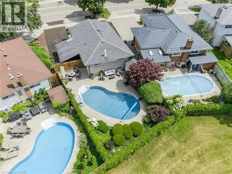 107 Laurentian Drive Kitchener ON N2E 1C3