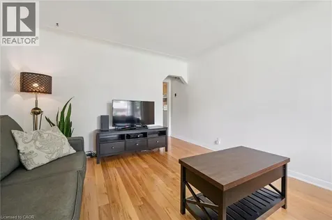 129 Florence Avenue Kitchener ON N2A 2L1