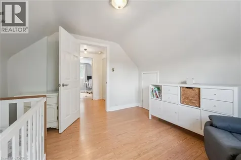 129 Florence Avenue Kitchener ON N2A 2L1