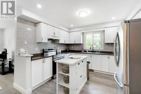 137 Nickolas Crescent Cambridge ON N3C 3L7