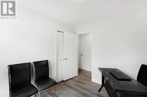 137 Nickolas Crescent Cambridge ON N3C 3L7