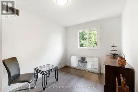 137 Nickolas Crescent Cambridge ON N3C 3L7