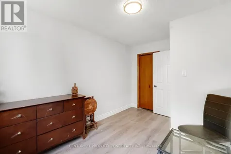 137 Nickolas Crescent Cambridge ON N3C 3L7