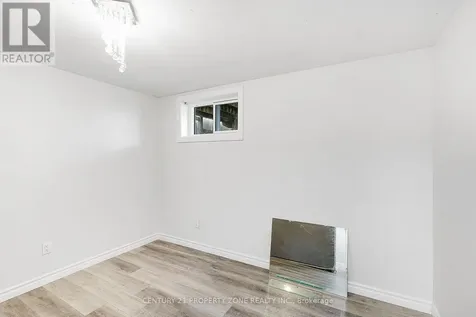 137 Nickolas Crescent Cambridge ON N3C 3L7