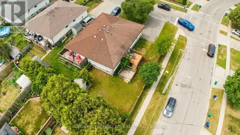 137 Nickolas Crescent Cambridge ON N3C 3L7