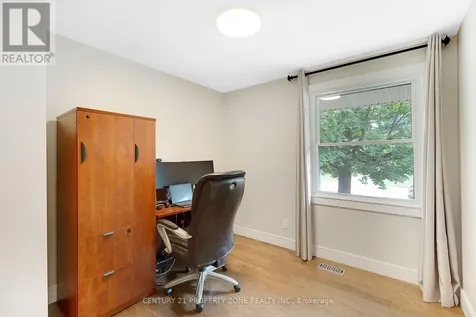 187 Winston Boulevard Cambridge ON N3C 1M1