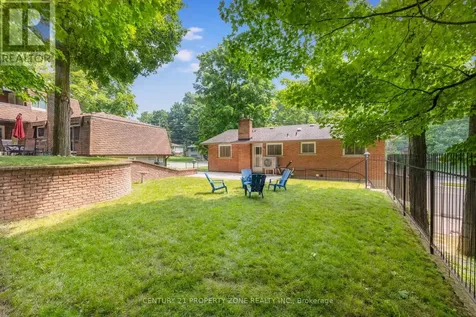 187 Winston Boulevard Cambridge ON N3C 1M1