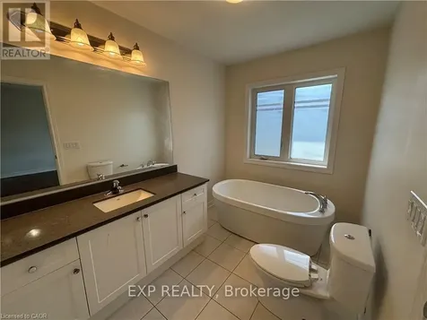 60 Reistwood Drive Kitchener ON N2P 2L1