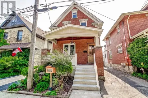 17 Whitney Place Kitchener ON N2G 2X6