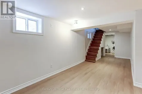 17 Whitney Place Kitchener ON N2G 2X6