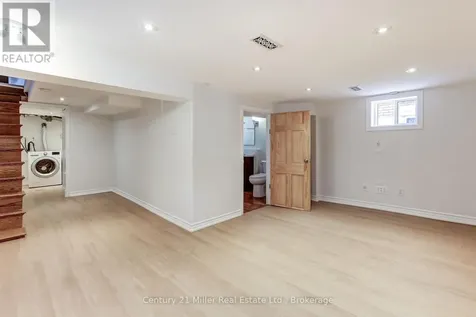 17 Whitney Place Kitchener ON N2G 2X6
