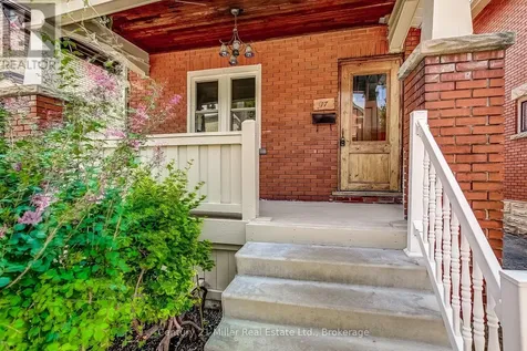 17 Whitney Place Kitchener ON N2G 2X6