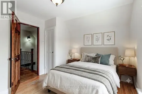 17 Whitney Place Kitchener ON N2G 2X6