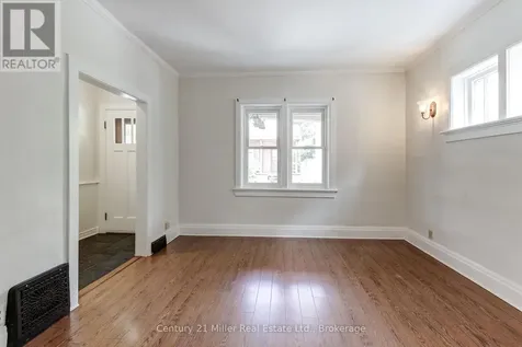 17 Whitney Place Kitchener ON N2G 2X6