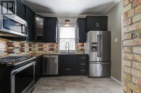 17 Whitney Place Kitchener ON N2G 2X6