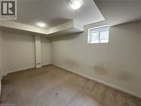 60 Reistwood Drive Kitchener ON N2P 2L1