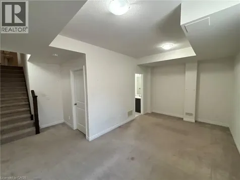 60 Reistwood Drive Kitchener ON N2P 2L1