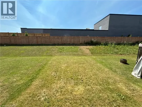 60 Reistwood Drive Kitchener ON N2P 2L1
