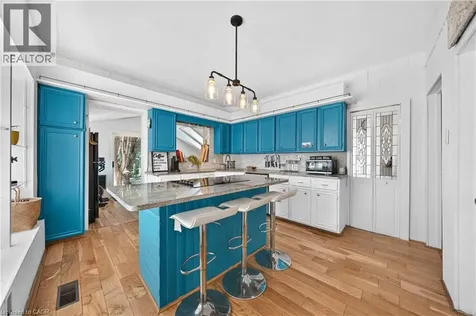 48 Pollock Avenue Cambridge ON N1R 2B1