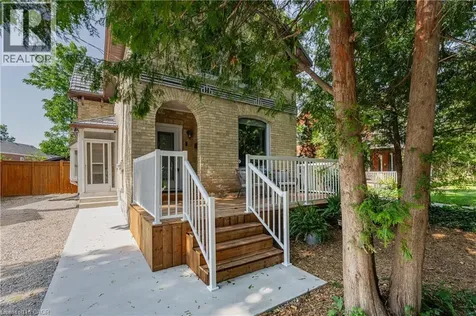 48 Pollock Avenue Cambridge ON N1R 2B1
