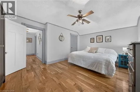 48 Pollock Avenue Cambridge ON N1R 2B1