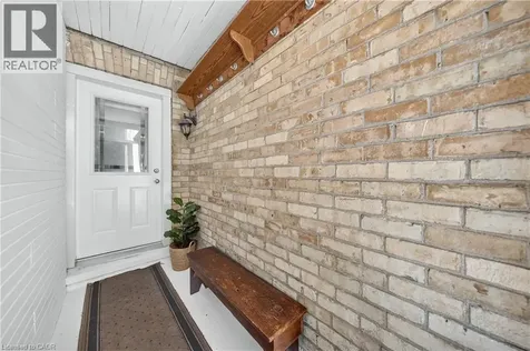 48 Pollock Avenue Cambridge ON N1R 2B1