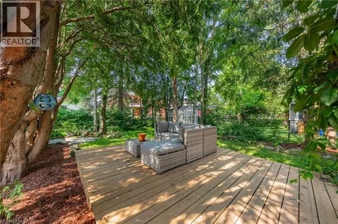 48 Pollock Avenue Cambridge ON N1R 2B1