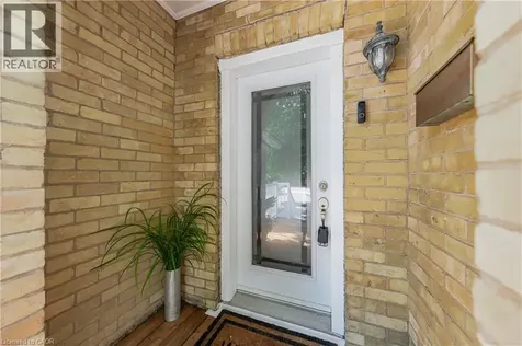 48 Pollock Avenue Cambridge ON N1R 2B1