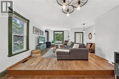 48 Pollock Avenue Cambridge ON N1R 2B1