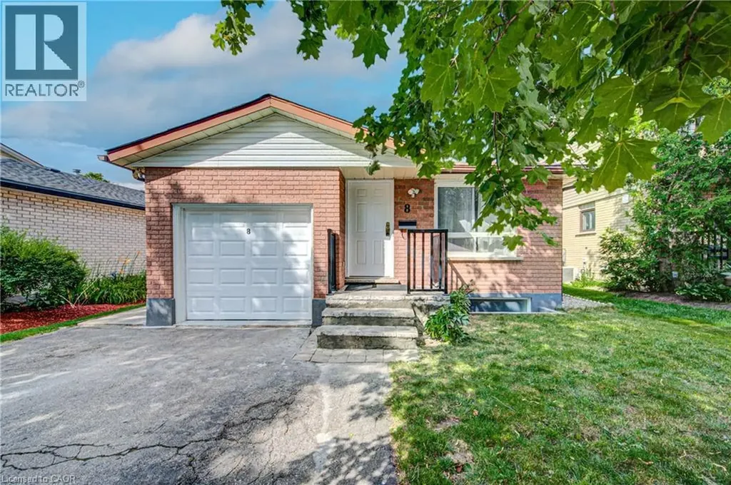 8 Pamela Place Guelph ON N1H 8C9