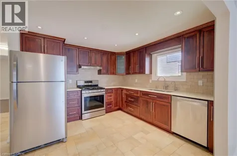 8 Pamela Place Guelph ON N1H 8C9
