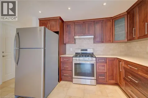 8 Pamela Place Guelph ON N1H 8C9