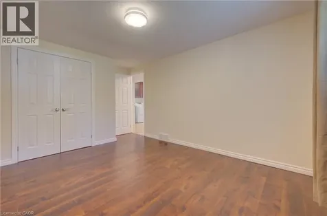8 Pamela Place Guelph ON N1H 8C9