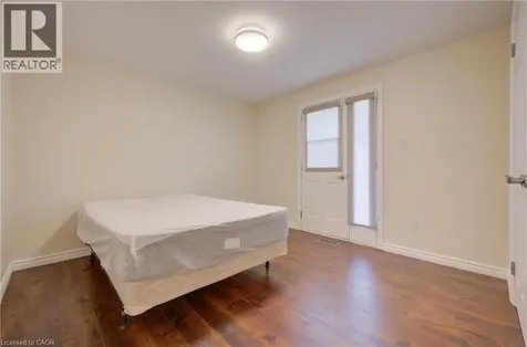 8 Pamela Place Guelph ON N1H 8C9