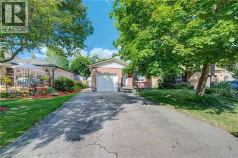 8 Pamela Place Guelph ON N1H 8C9