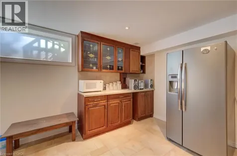 8 Pamela Place Guelph ON N1H 8C9