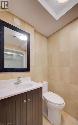 8 Pamela Place Guelph ON N1H 8C9