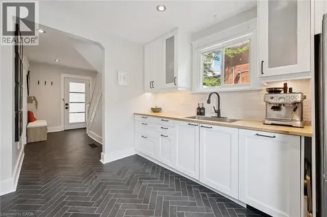 131 Surrey Street East Guelph ON N1H 3R1