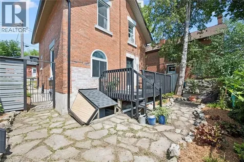 131 Surrey Street East Guelph ON N1H 3R1