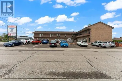 1049 Victoria Street Petawawa ON K8H 2E2