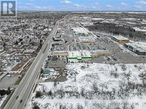 1673 Kindersley Avenue Ottawa ON K1C 4V4