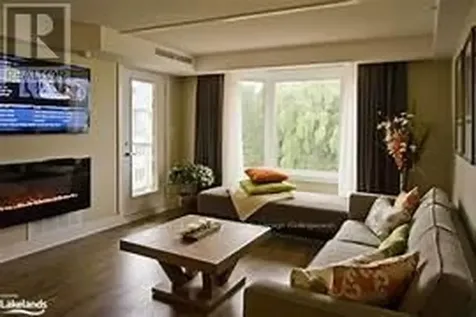9 Harbour Street East Collingwood ON L9Y 5C5
