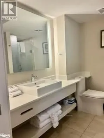 9 Harbour Street East Collingwood ON L9Y 5C5